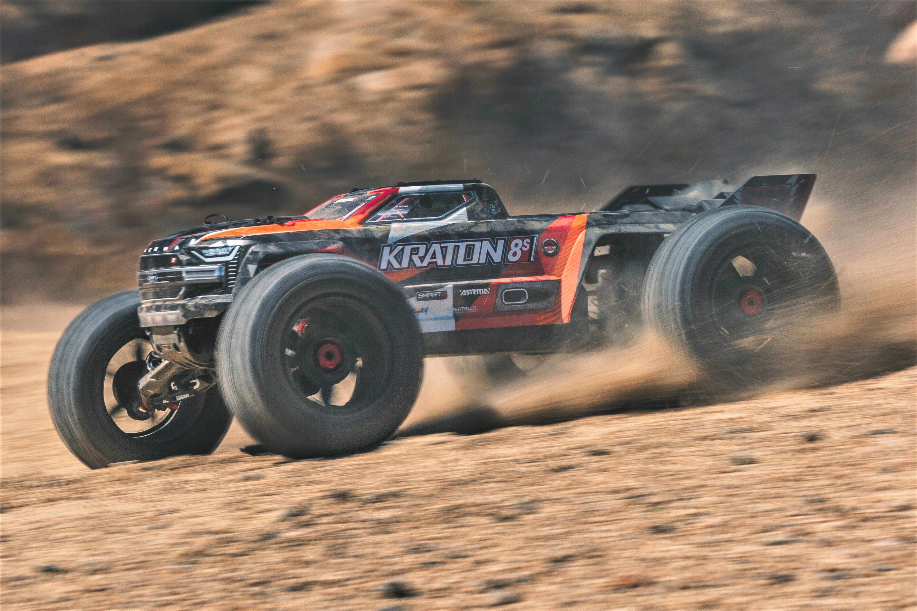 Kraton 8S Unleashed: 1/5 Scale Beast Truck Ready to Thrill You BLX Powerhouse Archived.